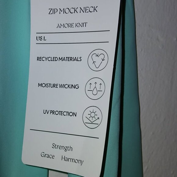 Isabella Activewear Zip Mock Neck Pullover – NWT LARGE - Picture 2 of 3